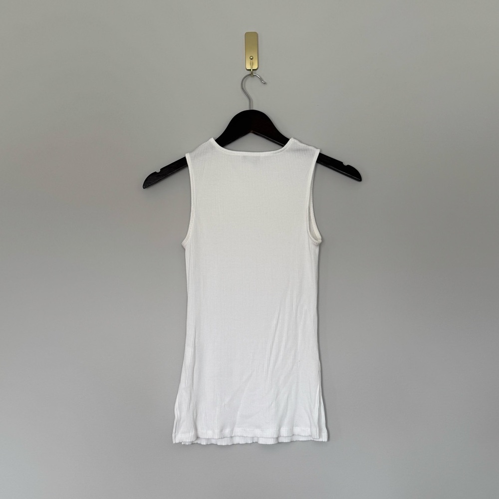 Halston Ribbed White Tank Top - Picture 4 of 4